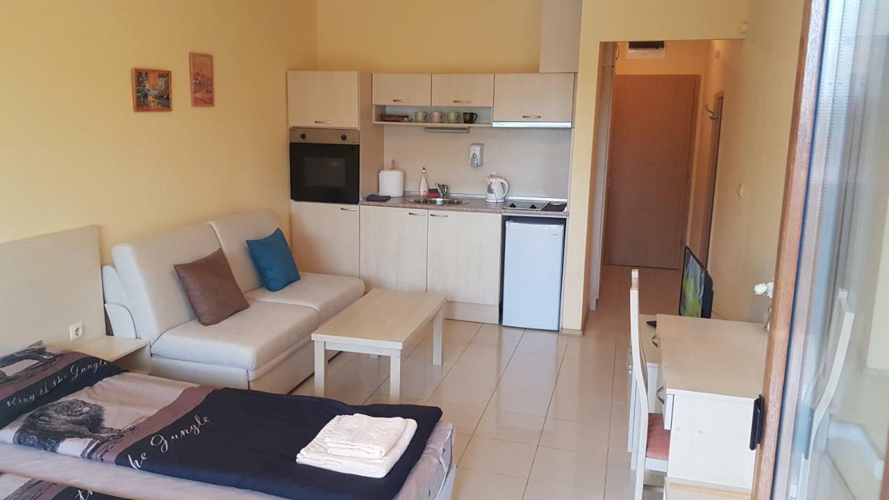 Harmony Hills Kolevi Apartments Rogachevo Buitenkant foto