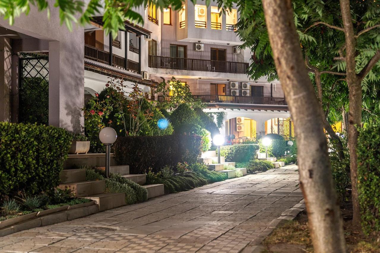 Harmony Hills Kolevi Apartments Rogachevo Buitenkant foto
