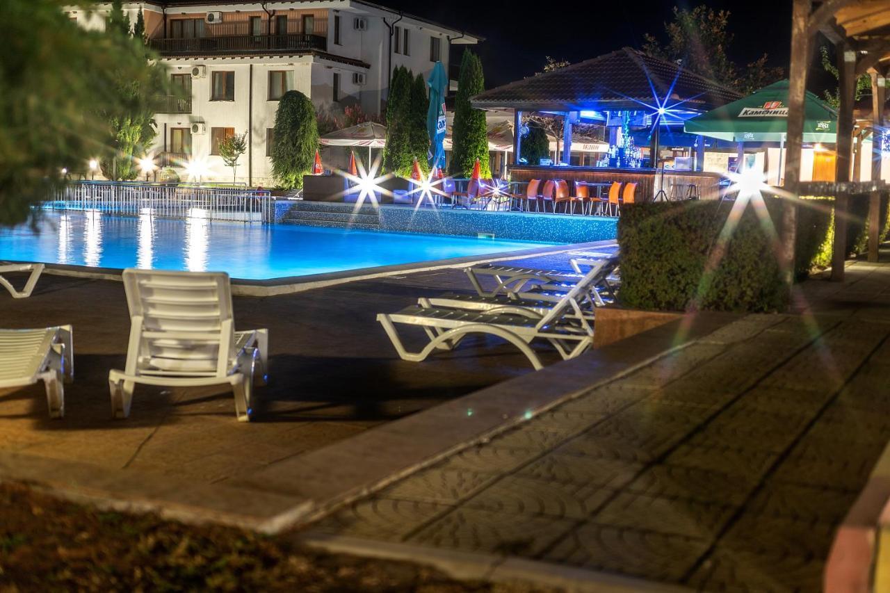 Harmony Hills Kolevi Apartments Rogachevo Buitenkant foto