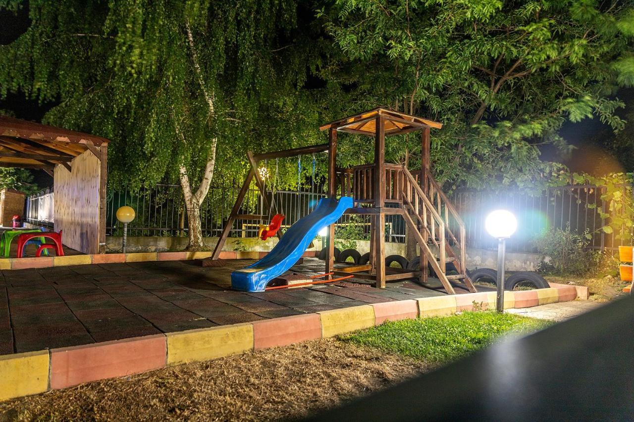 Harmony Hills Kolevi Apartments Rogachevo Buitenkant foto